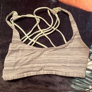 lululemon sports bra